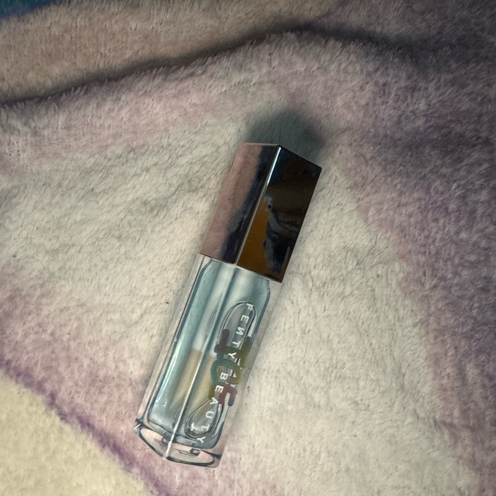 Fenty ice lipgloss
